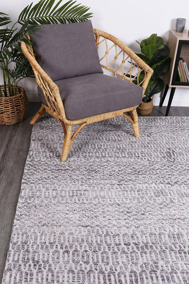 Amritsar Camphils Grey Tribal Rug - DLB Furniture