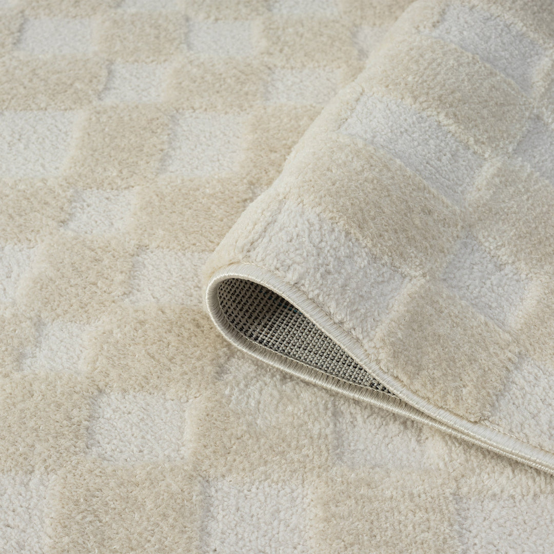 Admire 665 Linen Runner