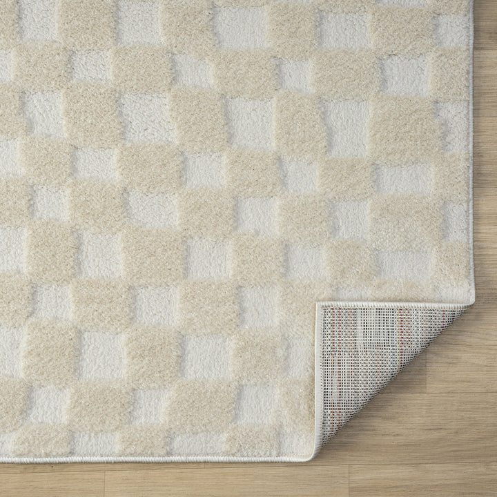 Admire 665 Linen Runner