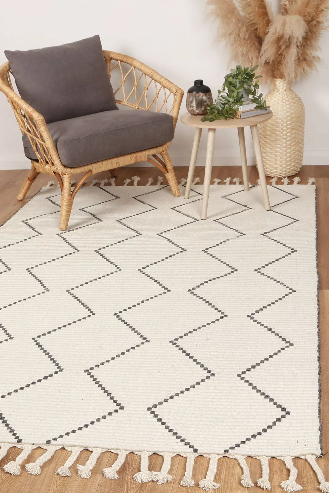 Goa Zig-Zag Wool Blend Cream Rug - DLB Furniture