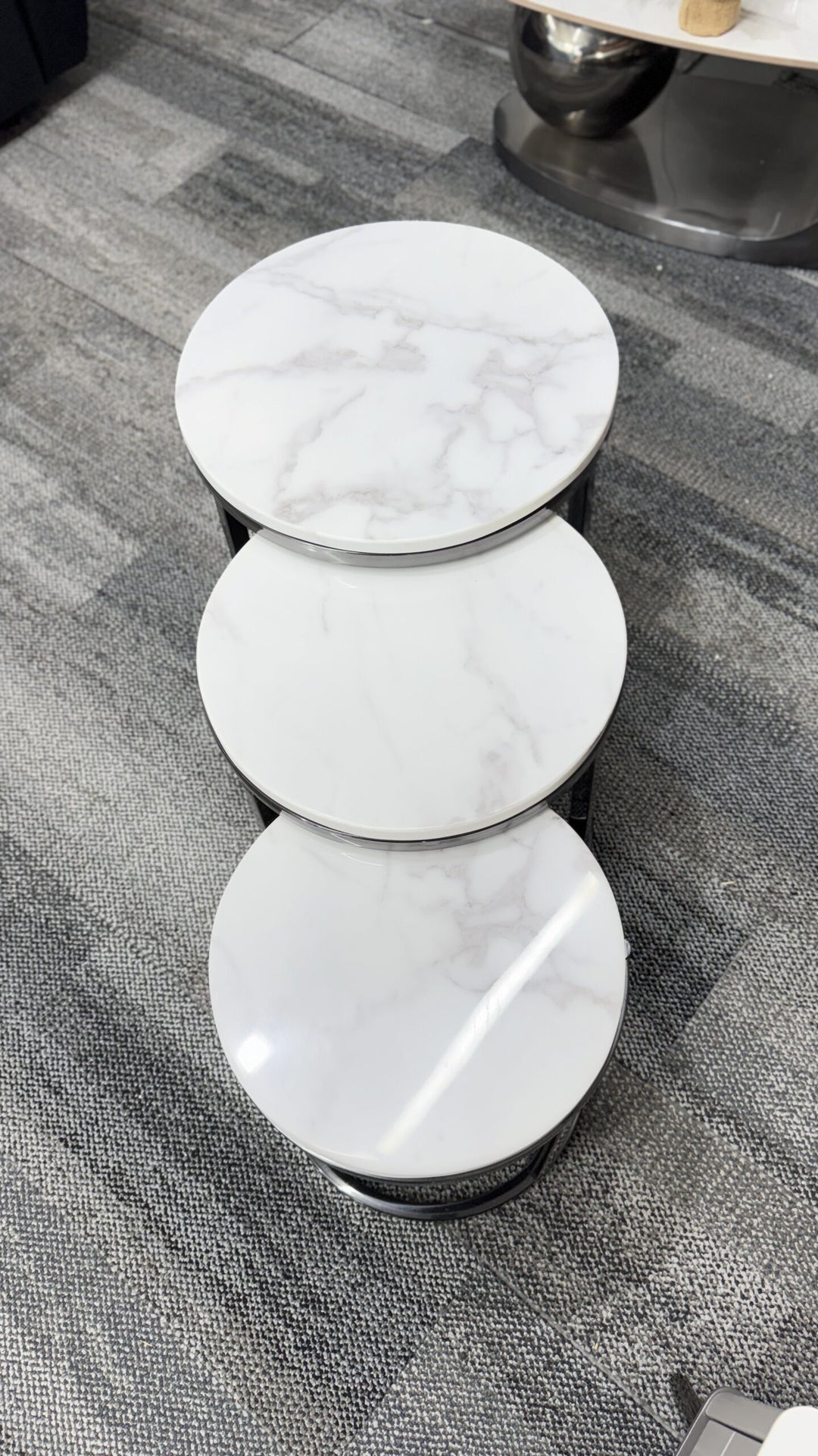 Kari 3-Piece Round Nesting Table Set – Black Frame