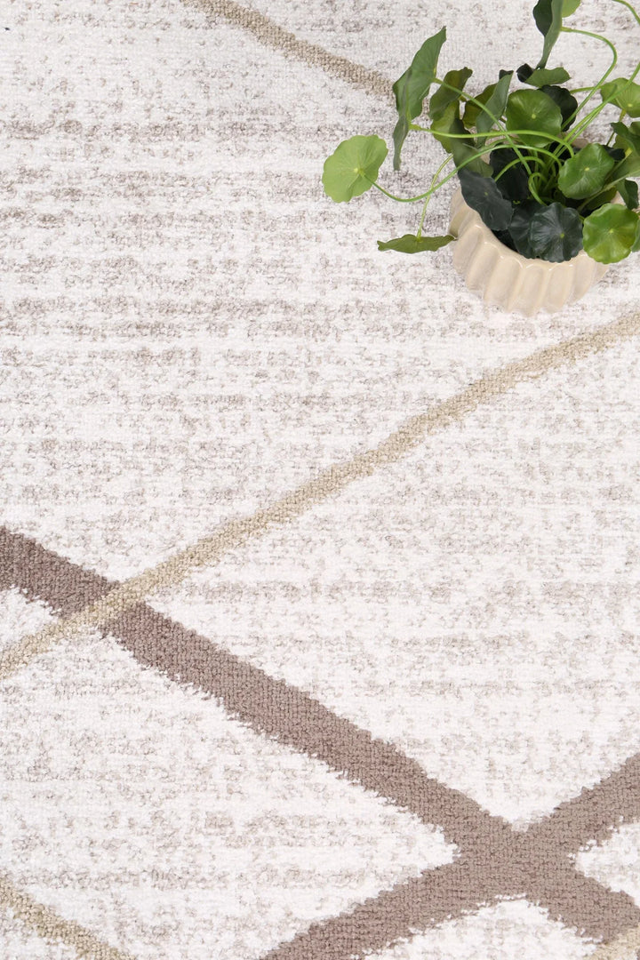 Kimberley Lattice Latte Contemporary Rug - DLB Furniture