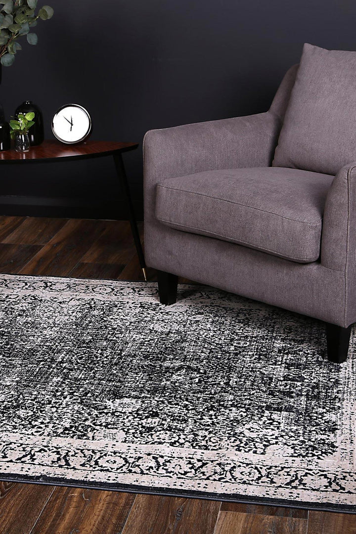 Rapsody Liszt Navy Transitional Rug - DLB Furniture