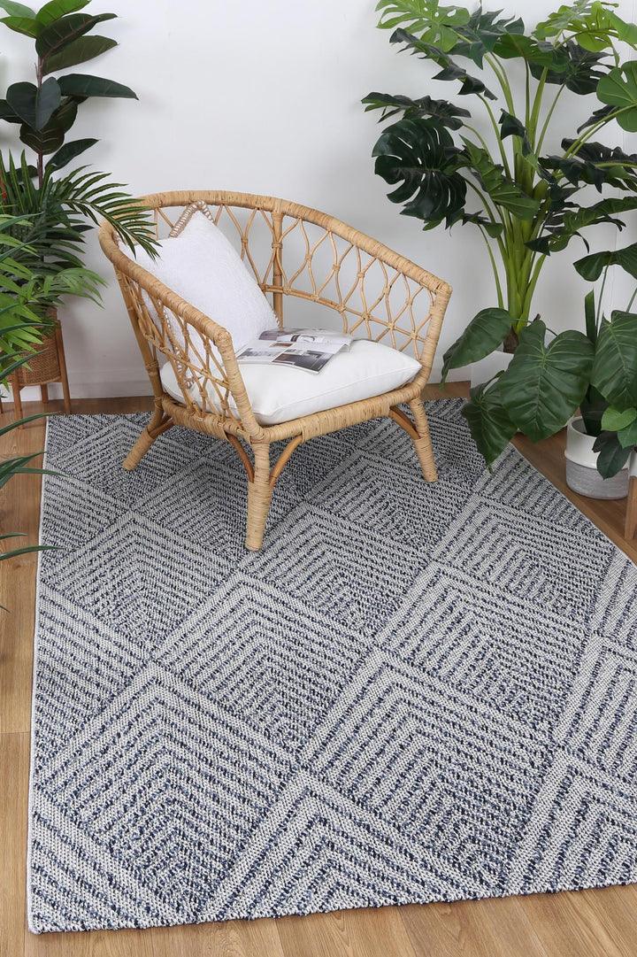 Vanuatu Naka Charcoal Geometric Flatweave Rug - 10 - DLB Furniture